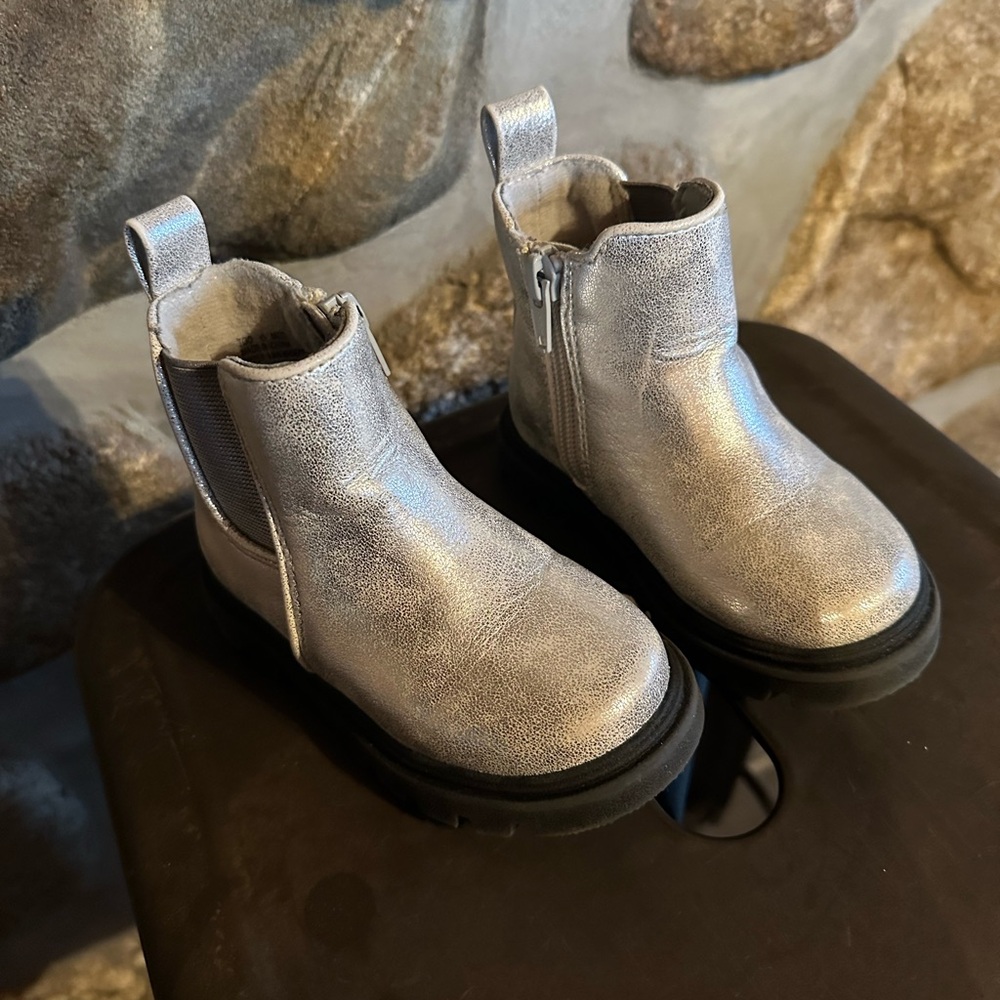 Dr. Martens Shiny Silver Kids Boots